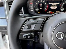 Audi A1 Sportback 25 TFSI intense in Cortinaweiss