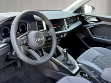Audi A1 Sportback 25 TFSI intense in Cortinaweiss