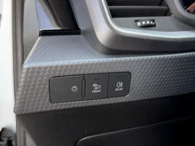 Audi A1 Sportback 25 TFSI intense in Cortinaweiss