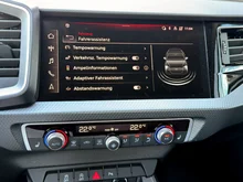 Audi A1 Sportback 25 TFSI intense in Cortinaweiss