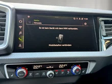 Audi A1 Sportback 25 TFSI intense in Cortinaweiss