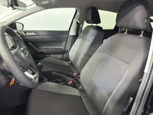 VW Polo 4Me in Deep Black Perleffekt