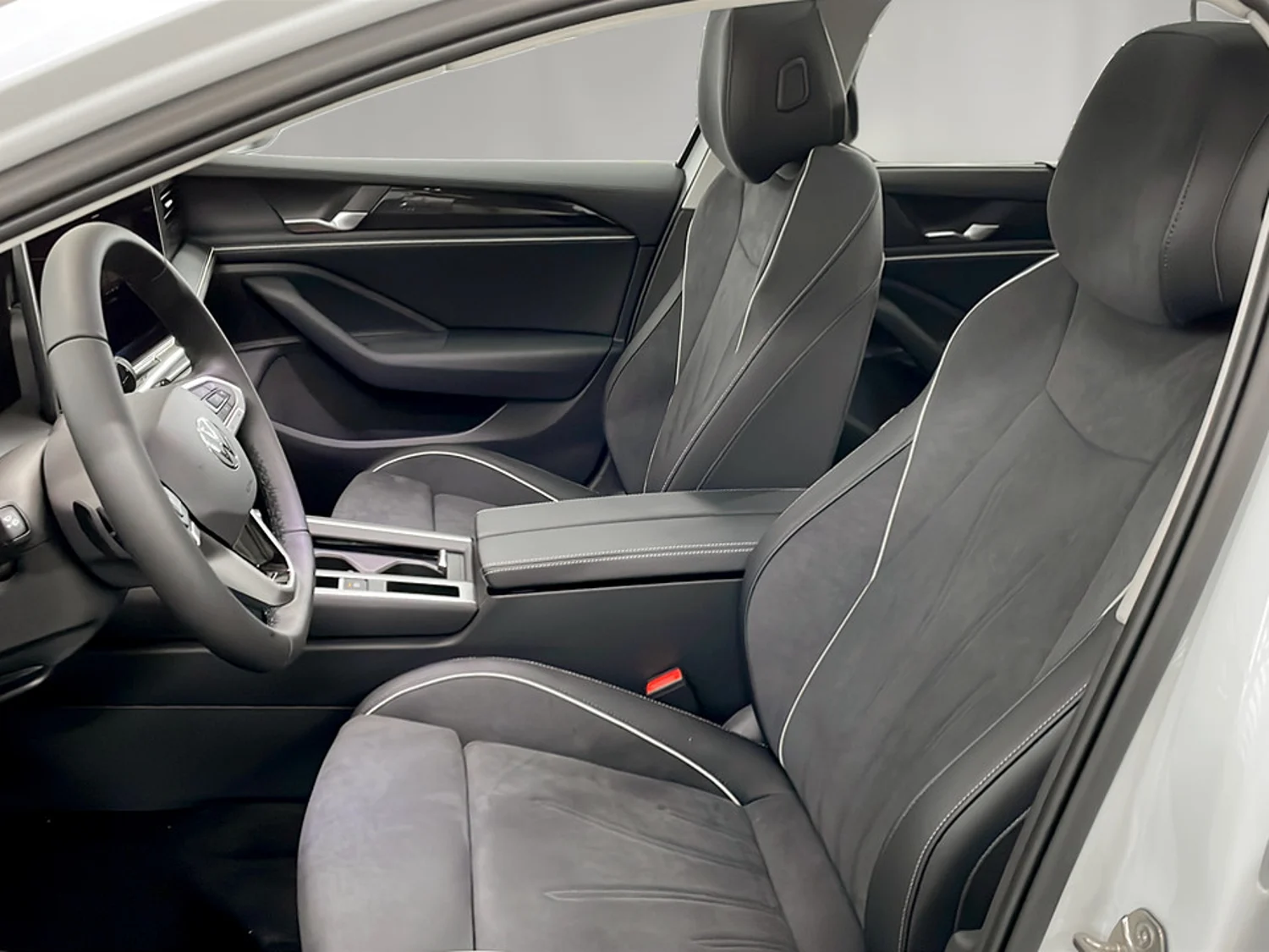 Bild eines VW Passat Variant Business eHybrid 150kW