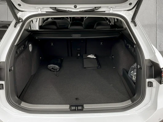 Bild eines VW Passat Variant Business eHybrid 150kW