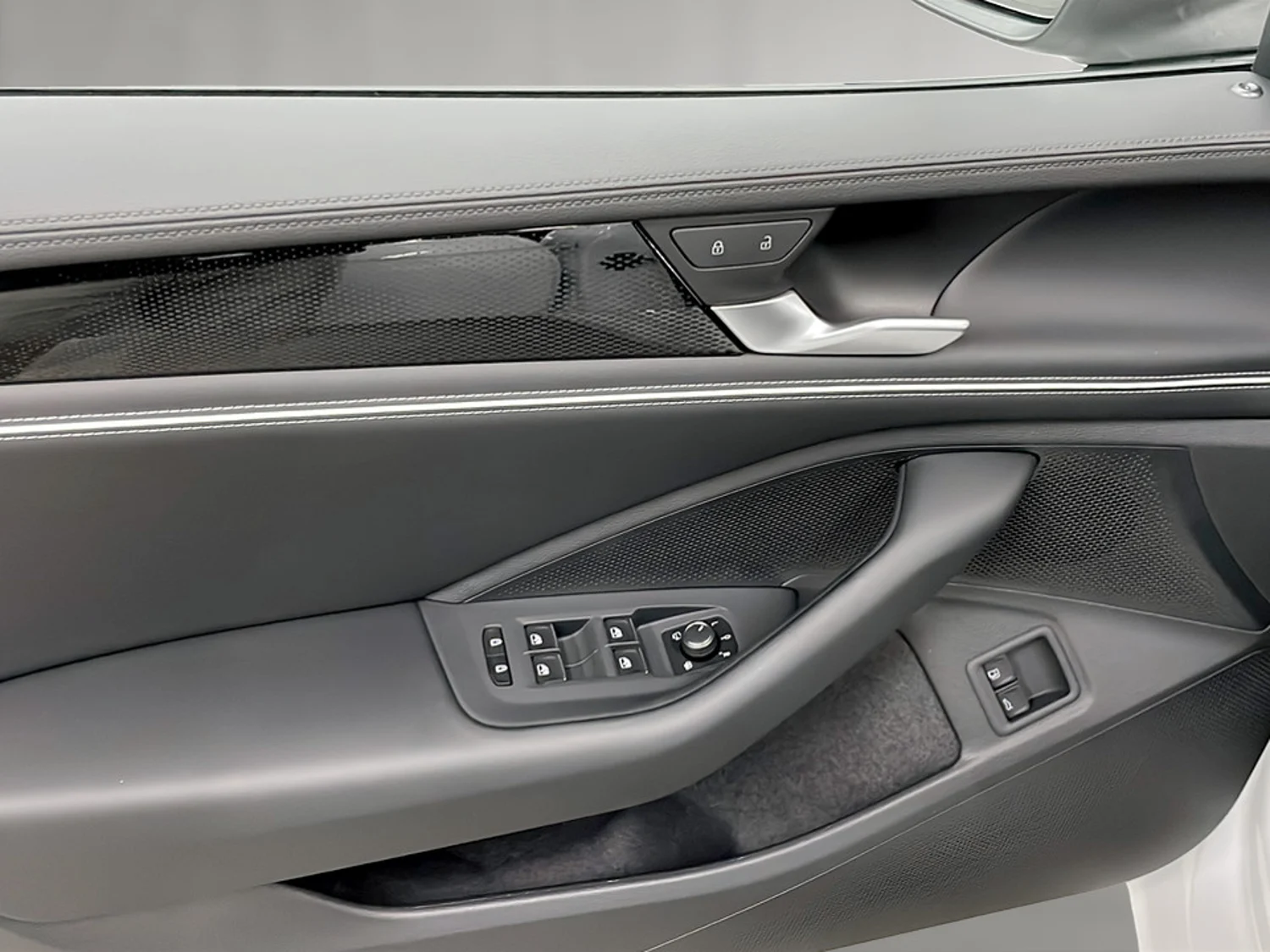 Bild eines VW Passat Variant Business eHybrid 150kW