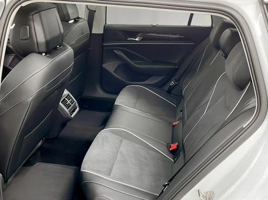 Bild eines VW Passat Variant Business eHybrid 150kW