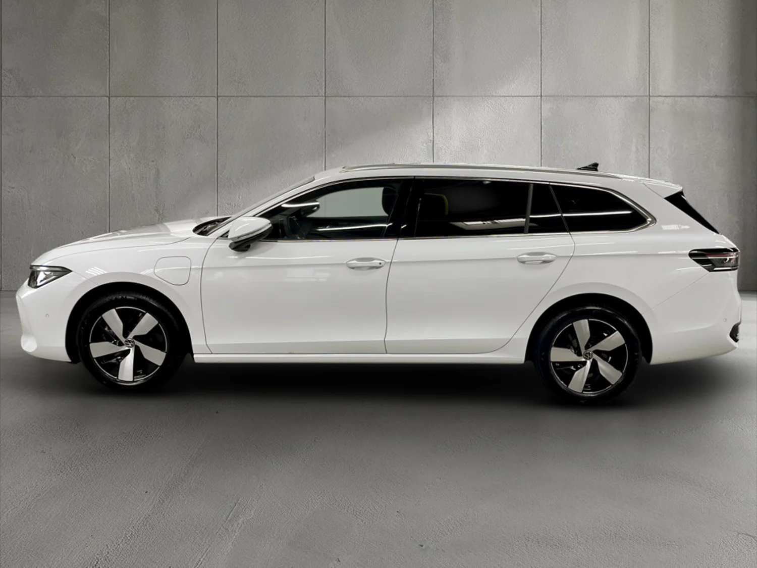 Bild eines VW Passat Variant Business eHybrid 150kW