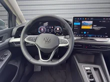 VW Golf Variant Business mHeV DSG in Delfingrau Metallic