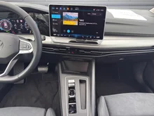 VW Golf Variant Business mHeV DSG in Delfingrau Metallic