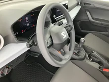 SEAT Ibiza Reference Edition 1.0 80PS in Magnet-Grau Metallic
