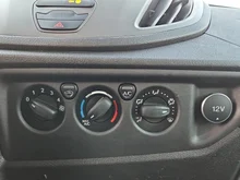 Ford Transit Pritsche 2,0 TDCi L3H1 350 Ambiente in weiß