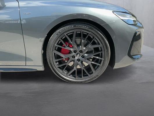 Bild eines Audi A6 Avant e-hybrid quattro 270 kW