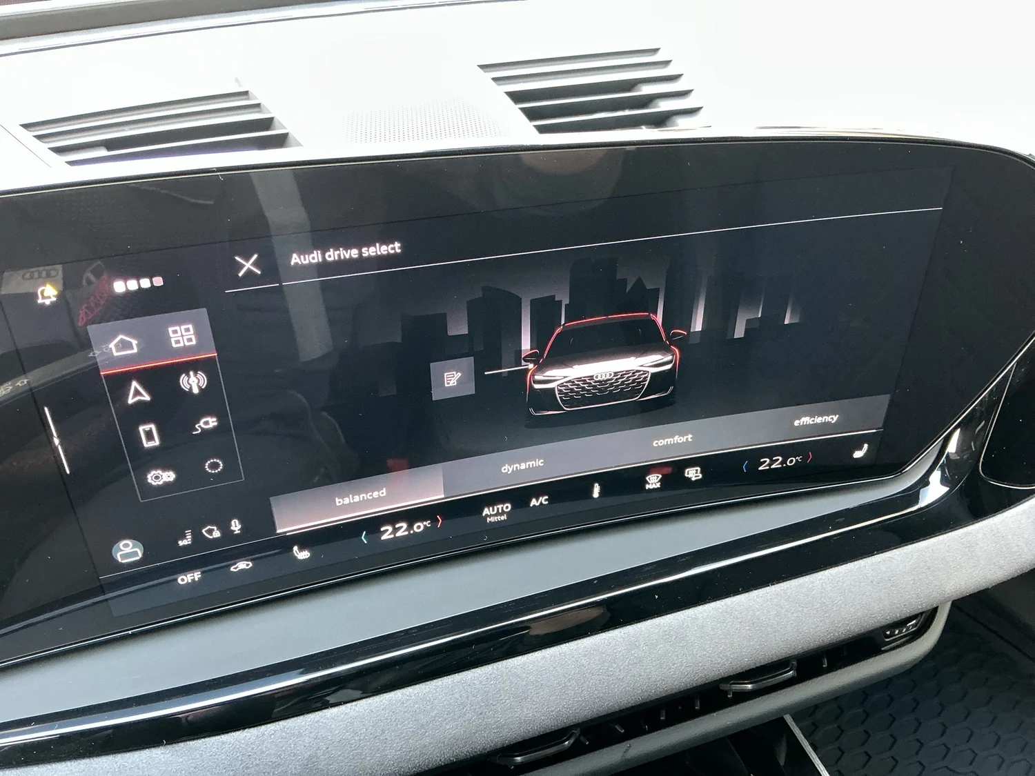 Bild eines Audi A6 Avant e-hybrid quattro 270 kW