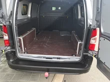 Thumbnail-Foto von Fahrzeug