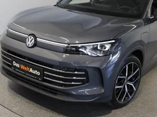 VW Tiguan Elegance eHybrid DSG 150 kW in Delfingrau Metallic