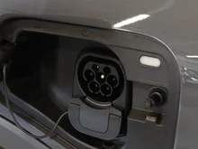 VW Tiguan Elegance eHybrid DSG 150 kW in Delfingrau Metallic