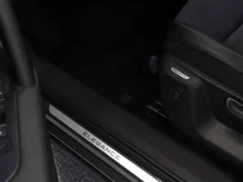 VW Tiguan Elegance eHybrid DSG 150 kW in Delfingrau Metallic