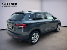 Škoda Karoq 4x4 Style 125 TDI DSG in Quarz-Grau Metallic
