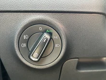 Škoda Karoq 4x4 Style 125 TDI DSG in Quarz-Grau Metallic