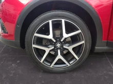 SEAT Arona FR EcoTSI DSG in Desire-Red Metallic Nacht-Schwarz