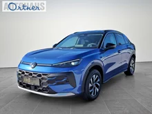 VW T-Roc Life eTSI DSG in Celestial Blue Dach Black Uni