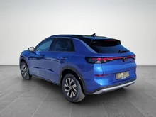 VW T-Roc Life eTSI DSG in Celestial Blue Dach Black Uni