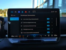 VW T-Roc Life eTSI DSG in Celestial Blue Dach Black Uni