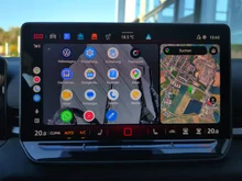 VW T-Roc Life eTSI DSG in Celestial Blue Dach Black Uni