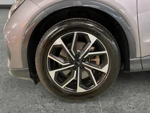 Audi Q4 e-tron 45 e-tron quattro in Taifungrau metallic