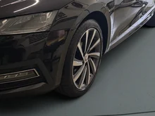 Škoda Octavia Combi Style TDI DSG in Black-Magic Perleffekt