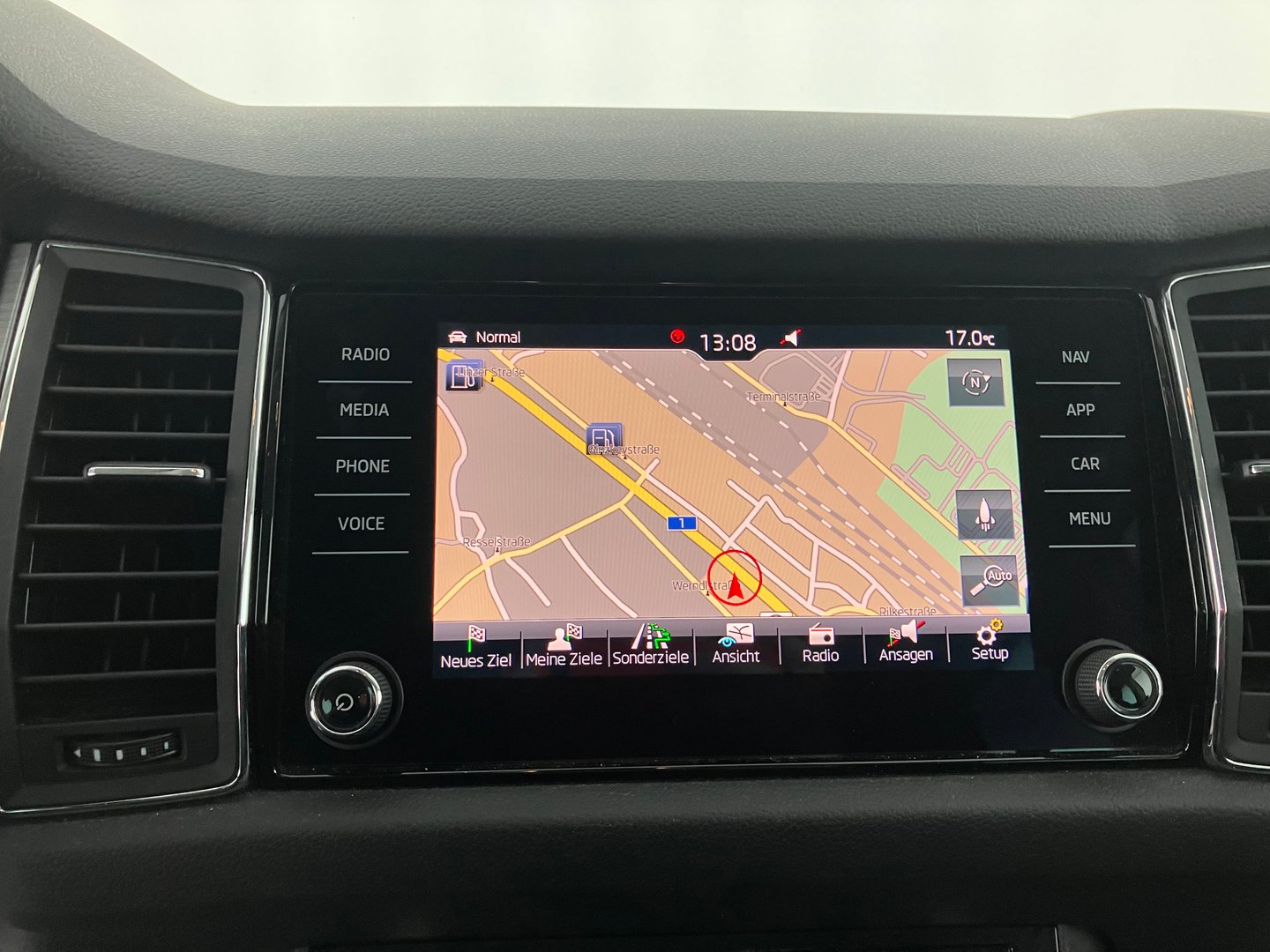 Škoda KODIAQ Ambition TDI SCR DSG | Bild 7 von 12