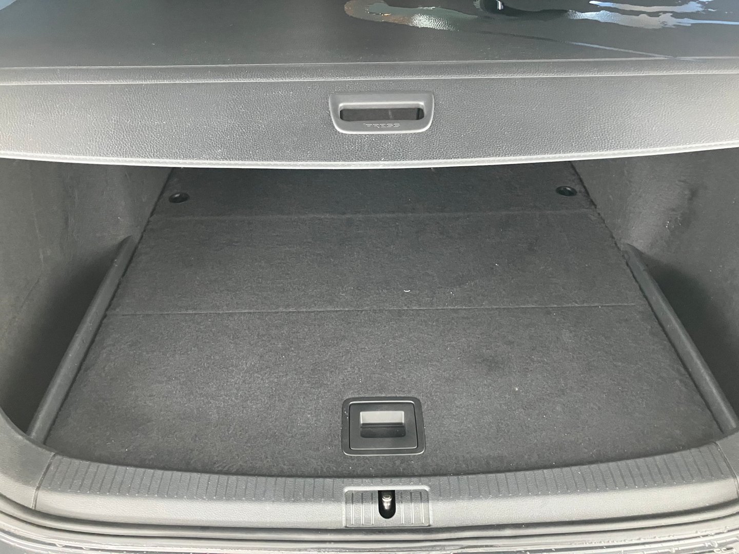 VW Golf Variant Trendline TDI | Bild 14 von 16