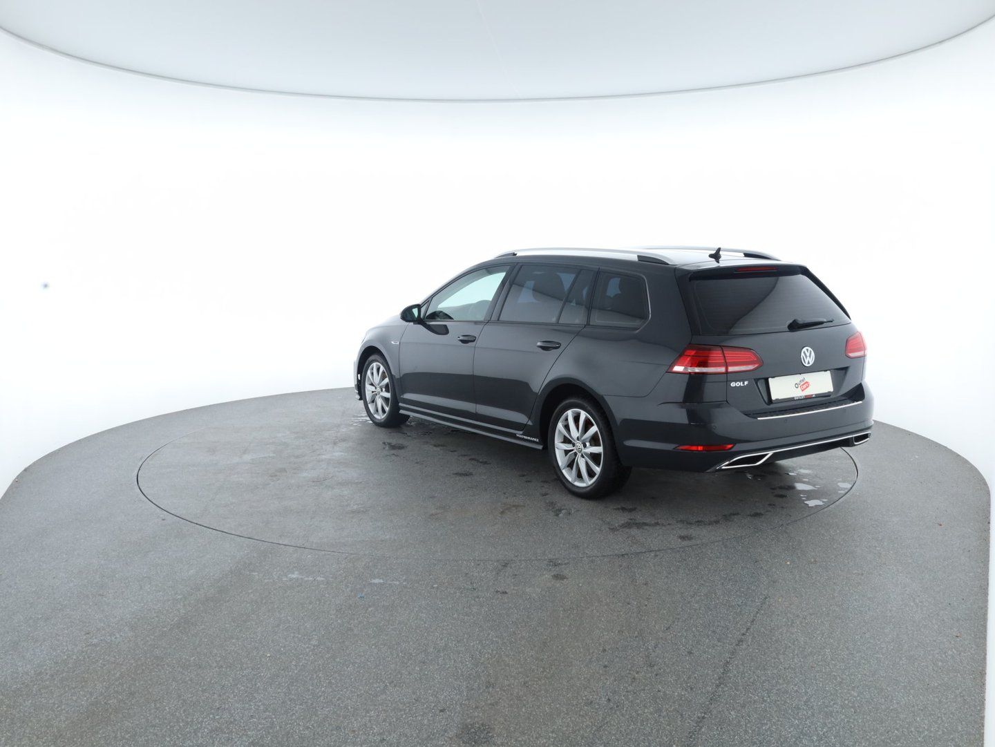 VW Golf Variant Trendline TDI | Bild 2 von 16