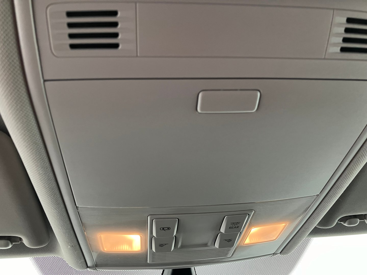 VW Golf Variant Trendline TDI | Bild 7 von 16