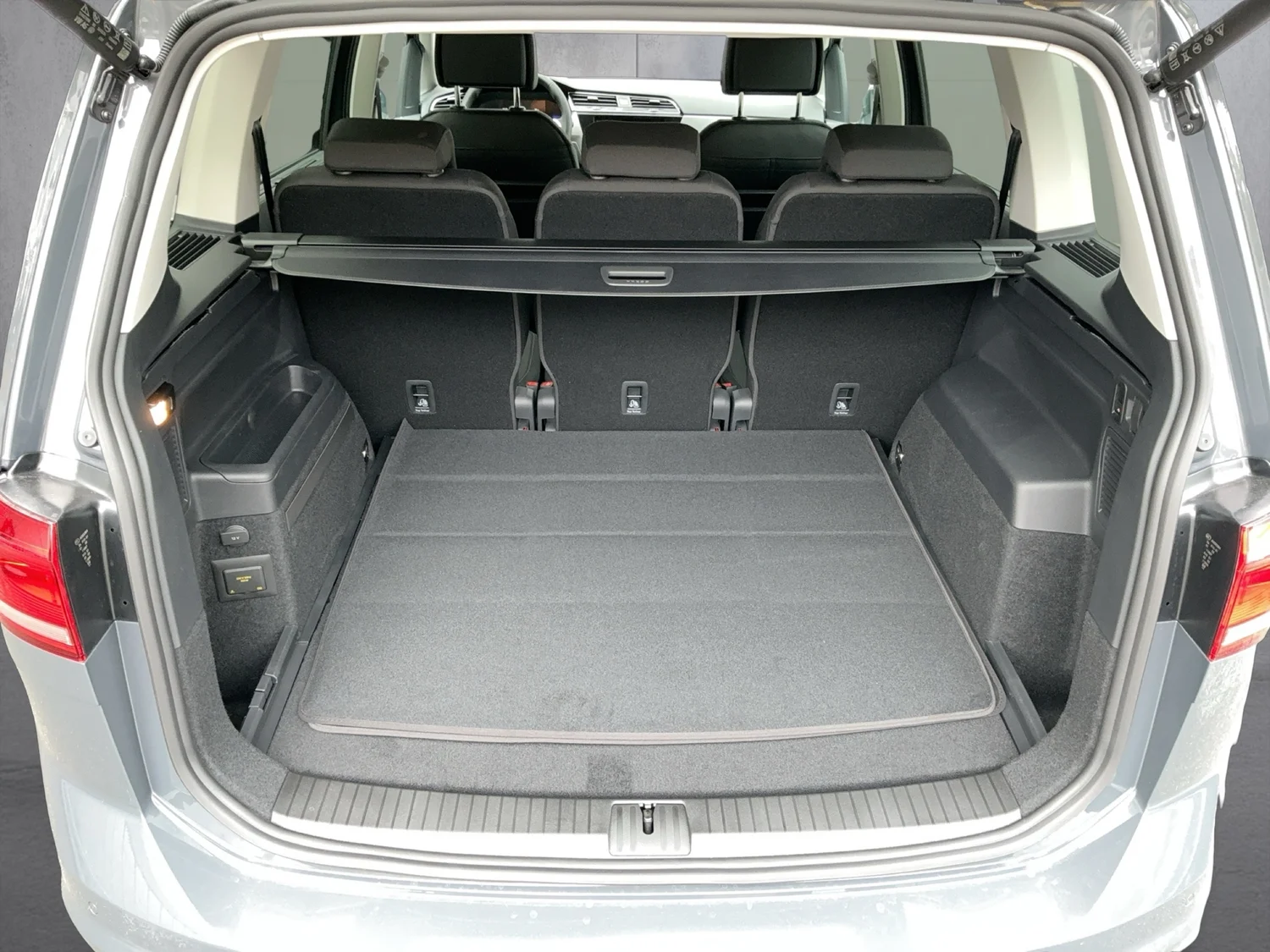 Bild eines VW Touran Friends TDI DSG