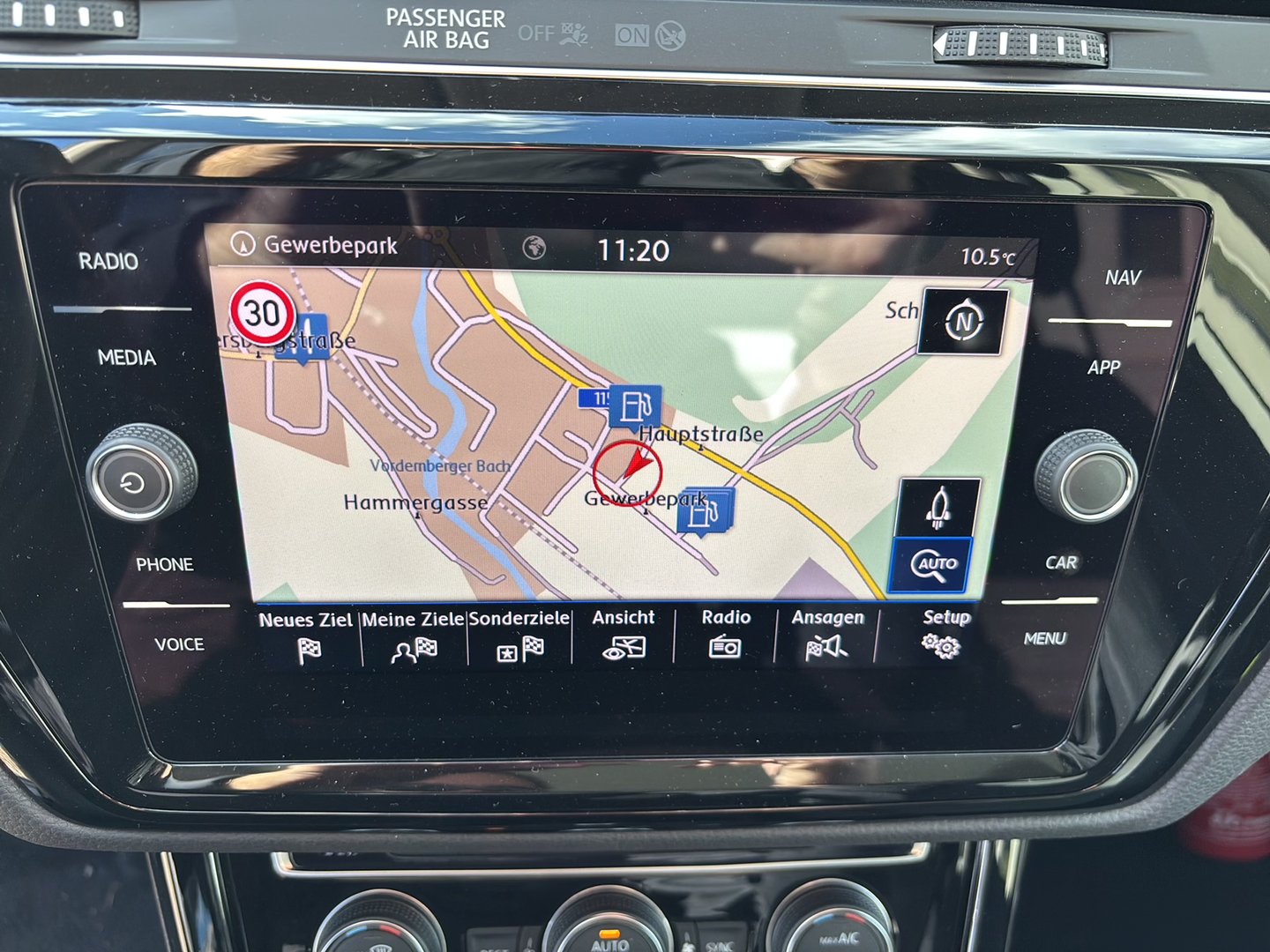 VW Touran Highline TDI SCR DSG 7-Sitzer | Bild 19 von 31