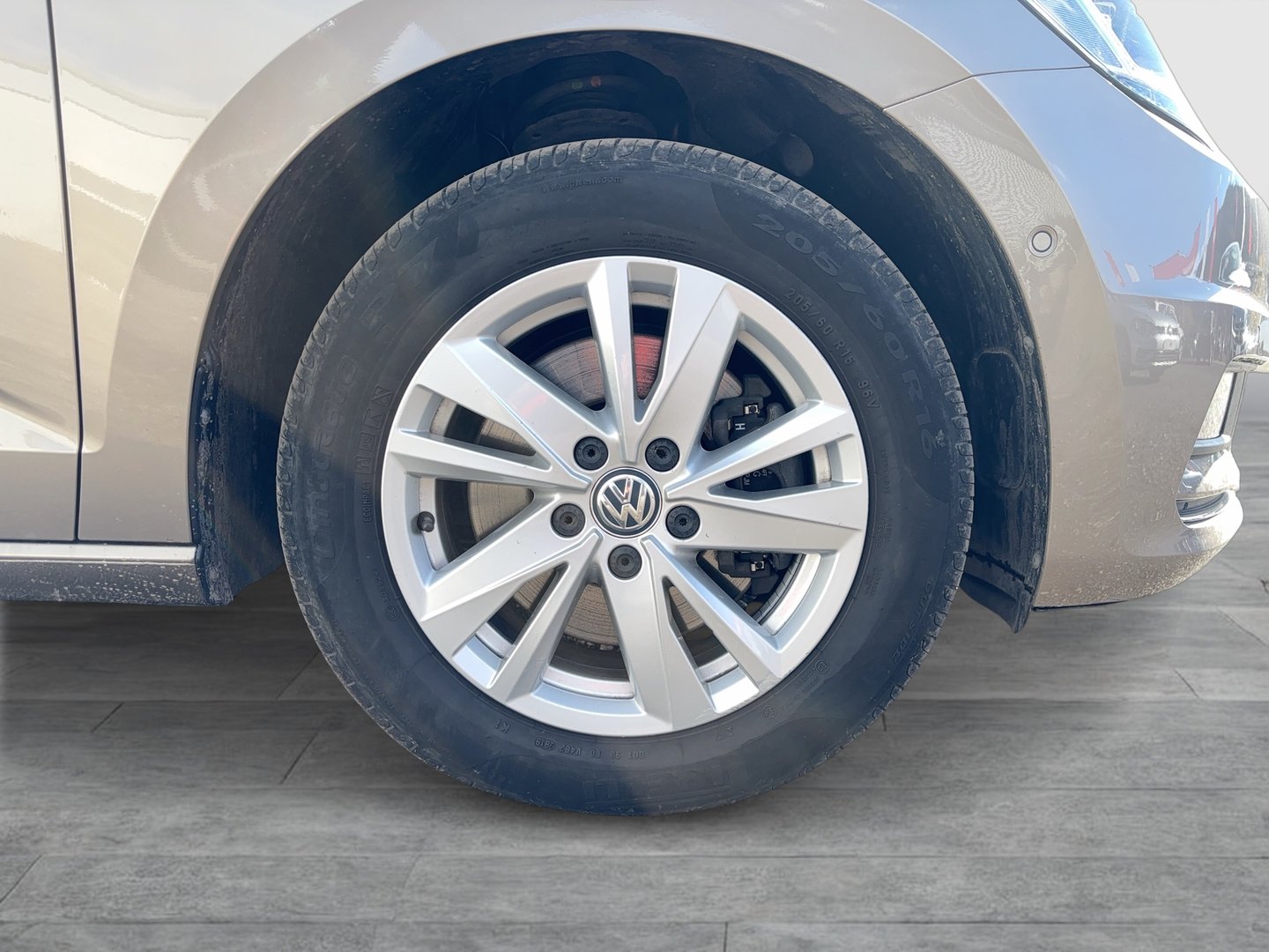 VW Touran Highline TDI SCR DSG 7-Sitzer | Bild 7 von 31