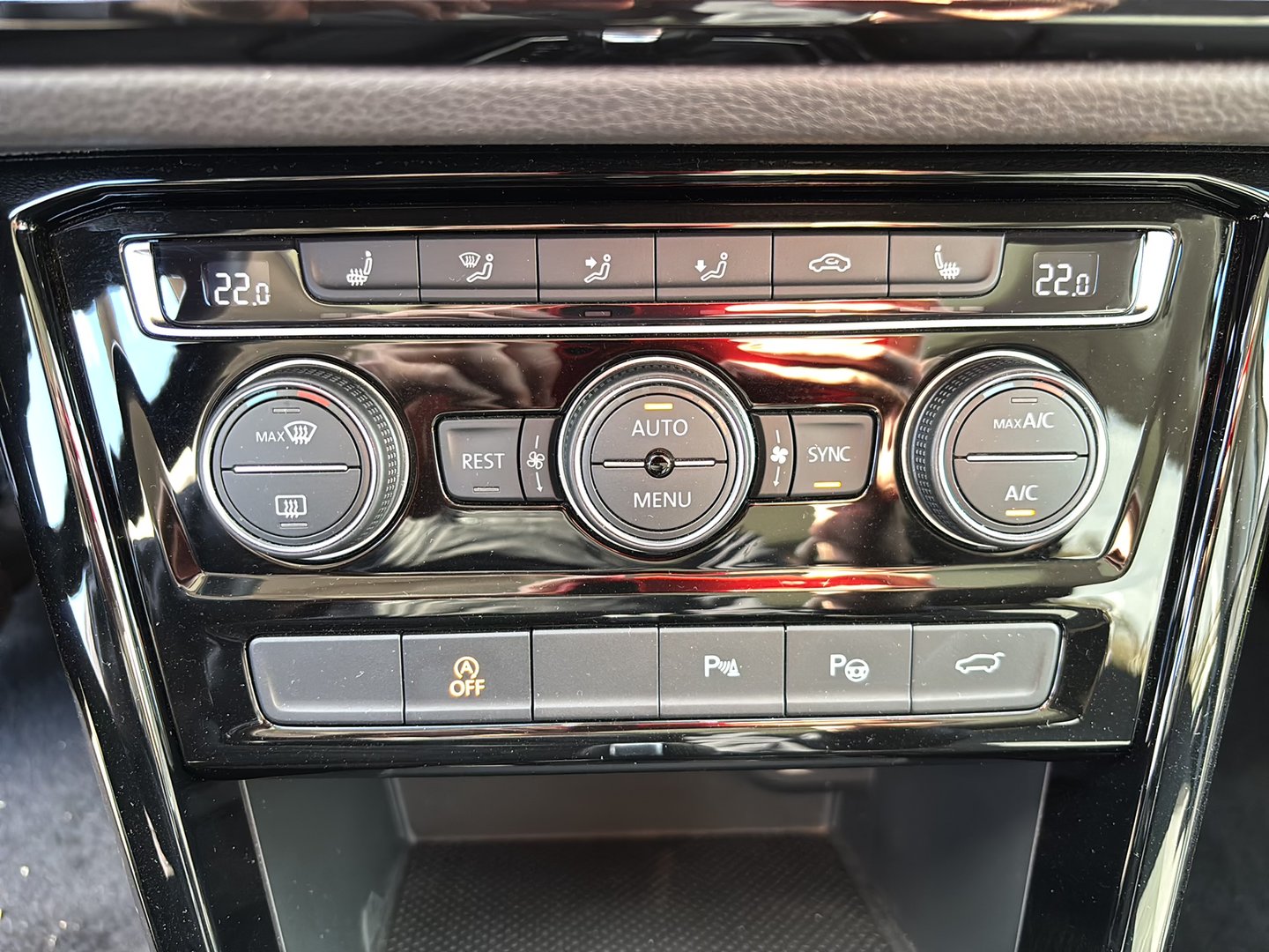 VW Touran Highline TDI SCR DSG 7-Sitzer | Bild 21 von 31