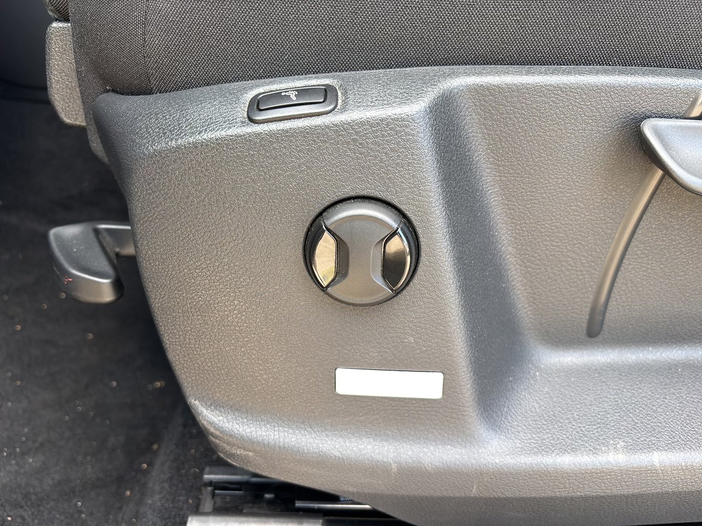 VW Touran Highline TDI SCR DSG 7-Sitzer | Bild 12 von 31