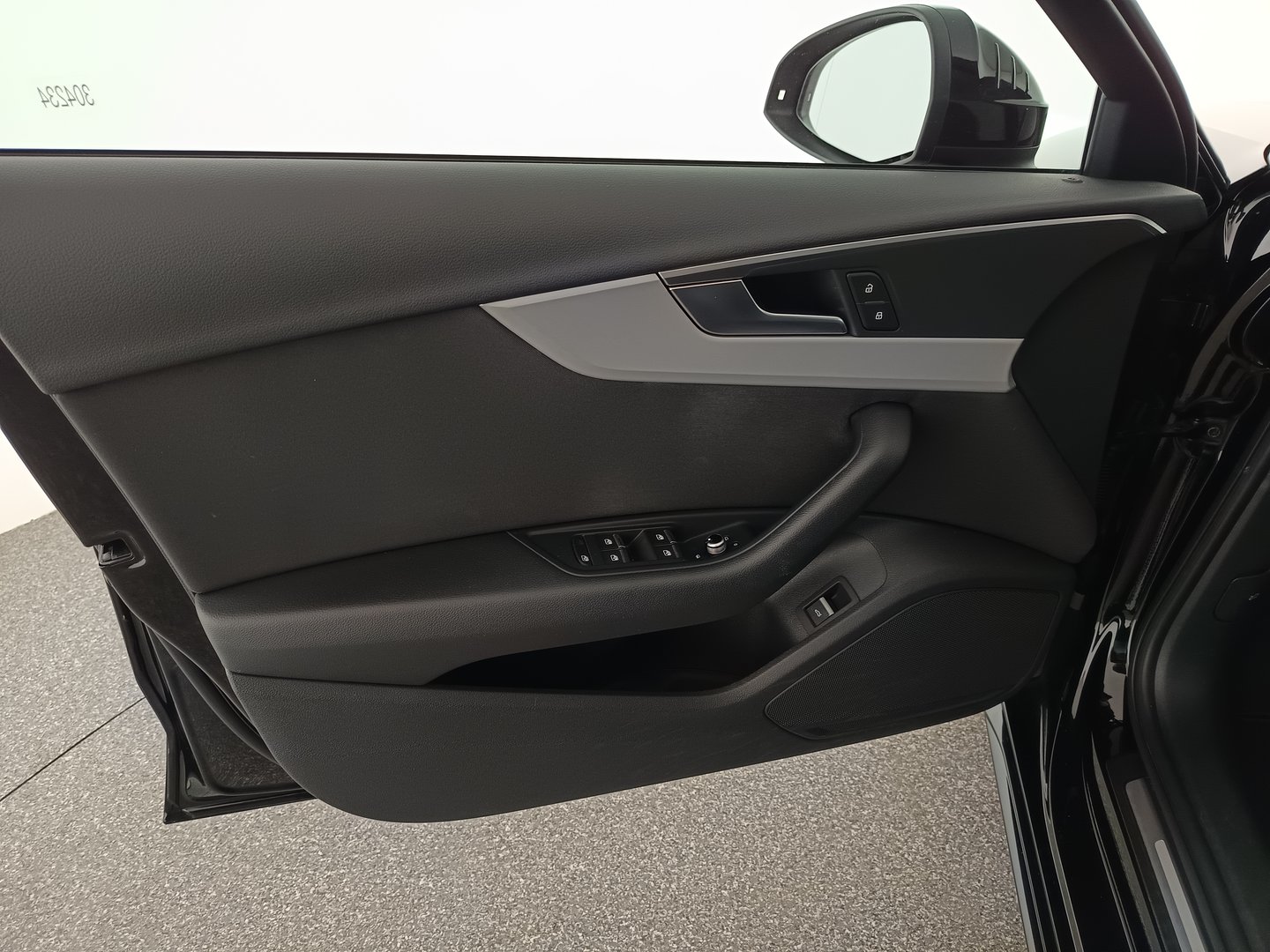Audi A4 Avant 35 TDI advanced | Bild 10 von 40