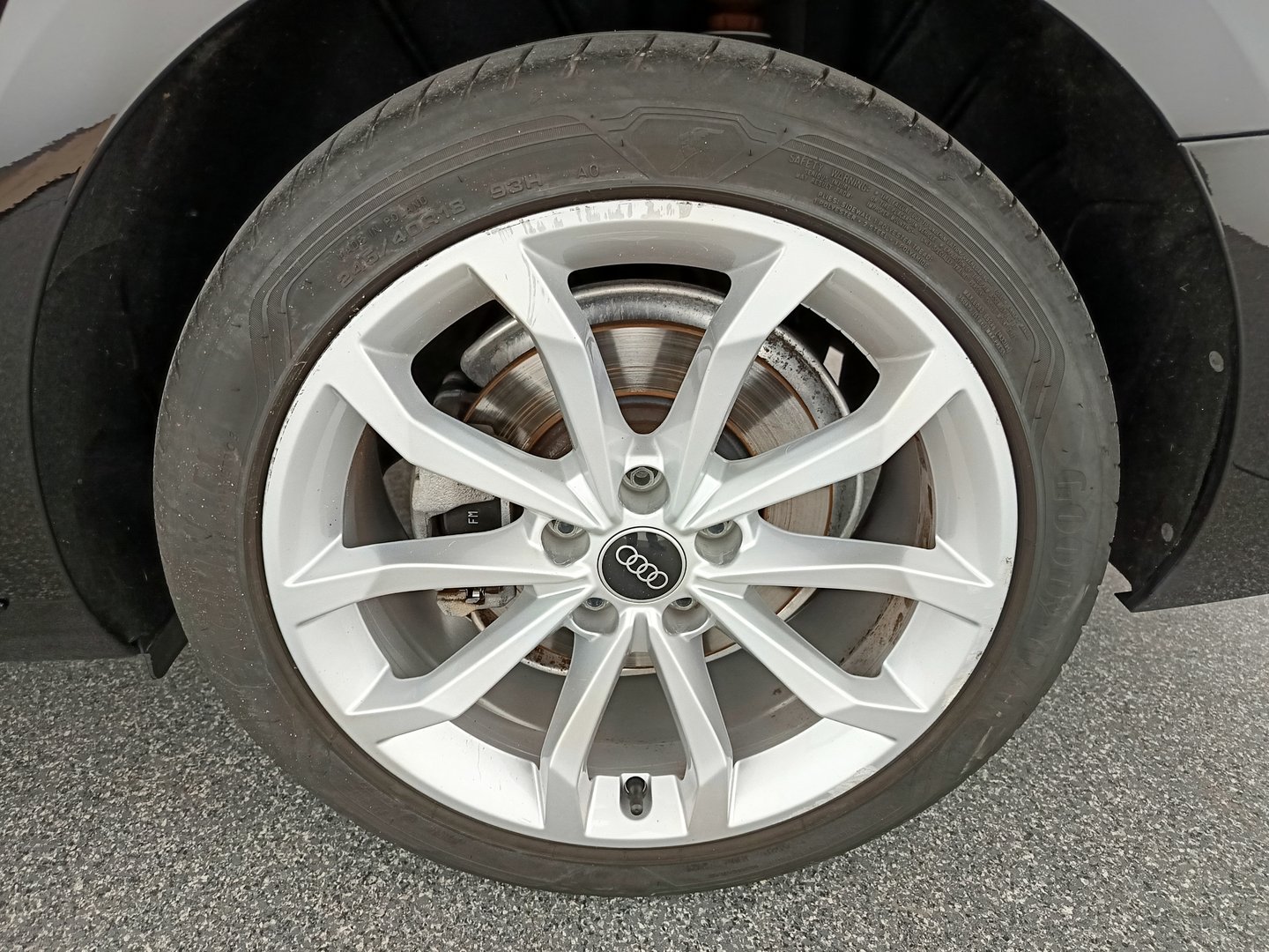 Audi A4 Avant 35 TDI advanced | Bild 9 von 40