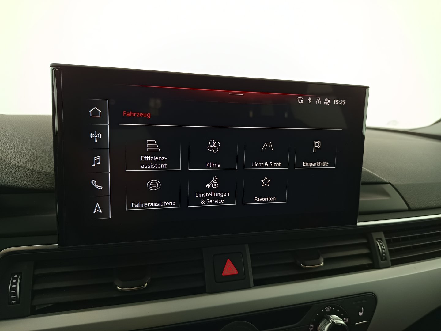 Audi A4 Avant 35 TDI advanced | Bild 23 von 40