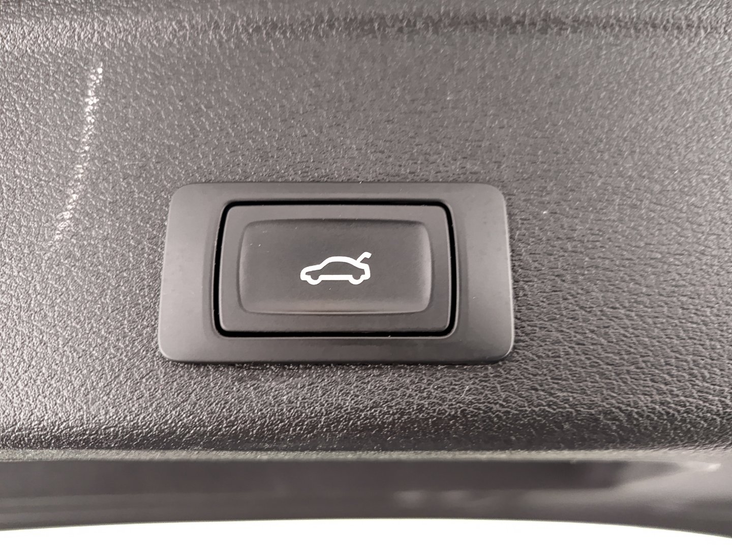 Audi A4 Avant 35 TDI advanced | Bild 33 von 40