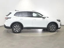 VW Tiguan Friends eTSI DSG in Pure White