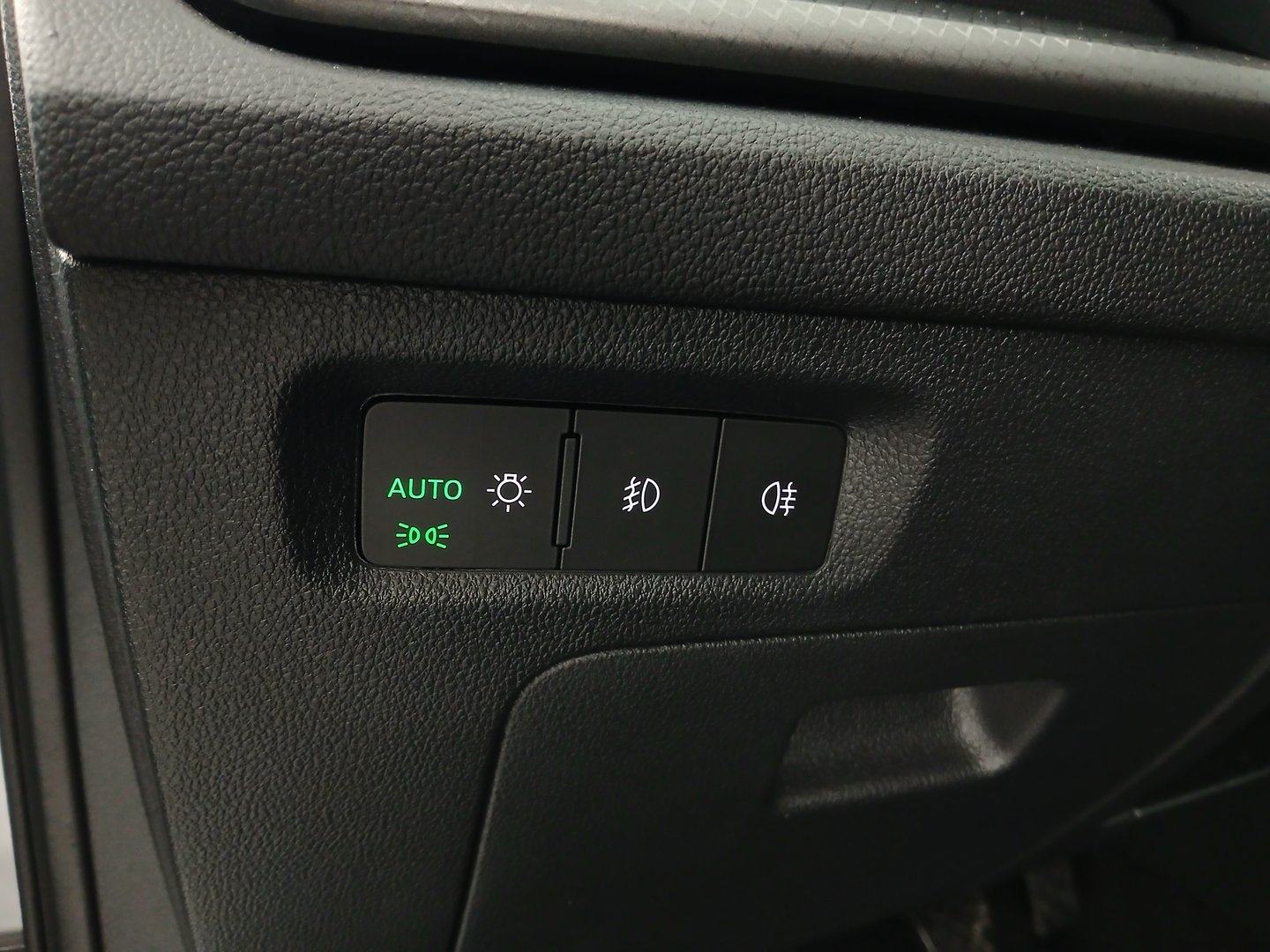 Škoda OCTAVIA Combi Ambition TSI | Bild 12 von 30