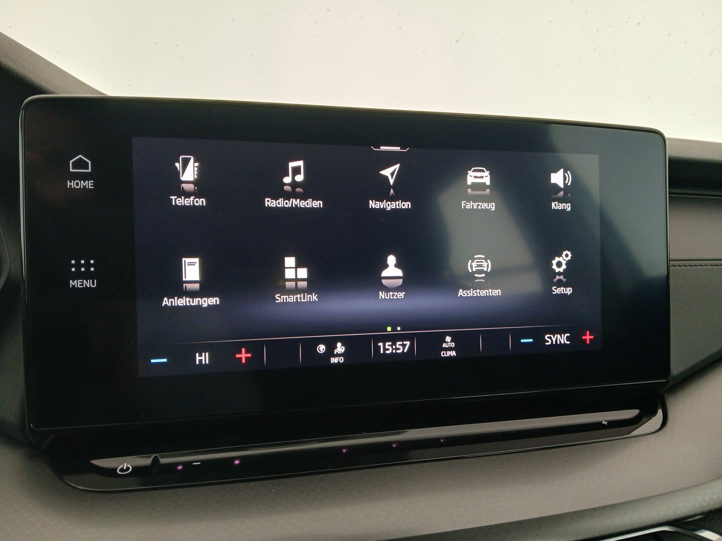 Škoda OCTAVIA Combi Ambition TSI | Bild 19 von 30