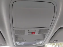 Škoda Karoq Selection TSI DSG ACT in Moon-Weiß Metallic