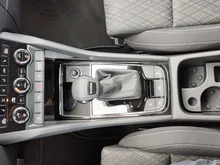 Škoda Karoq Selection TSI DSG ACT in Moon-Weiß Metallic