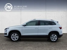 Škoda Karoq Selection TSI DSG ACT in Moon-Weiß Metallic