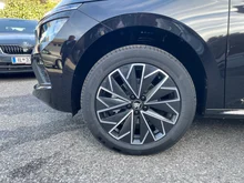 Škoda Kamiq Selection TSI DSG in Black-Magic Perleffekt